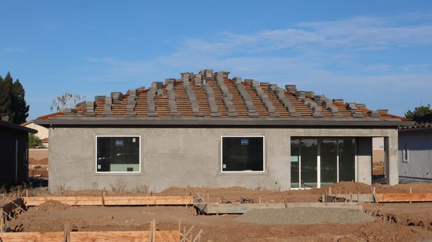 Novostavba, Chorvátsky Grob – Betónová škridla · 182 m²